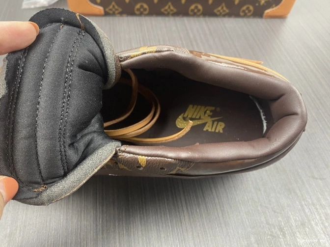 AJ1 Jordan OW 1 LOW Off-Louis Air x 0607